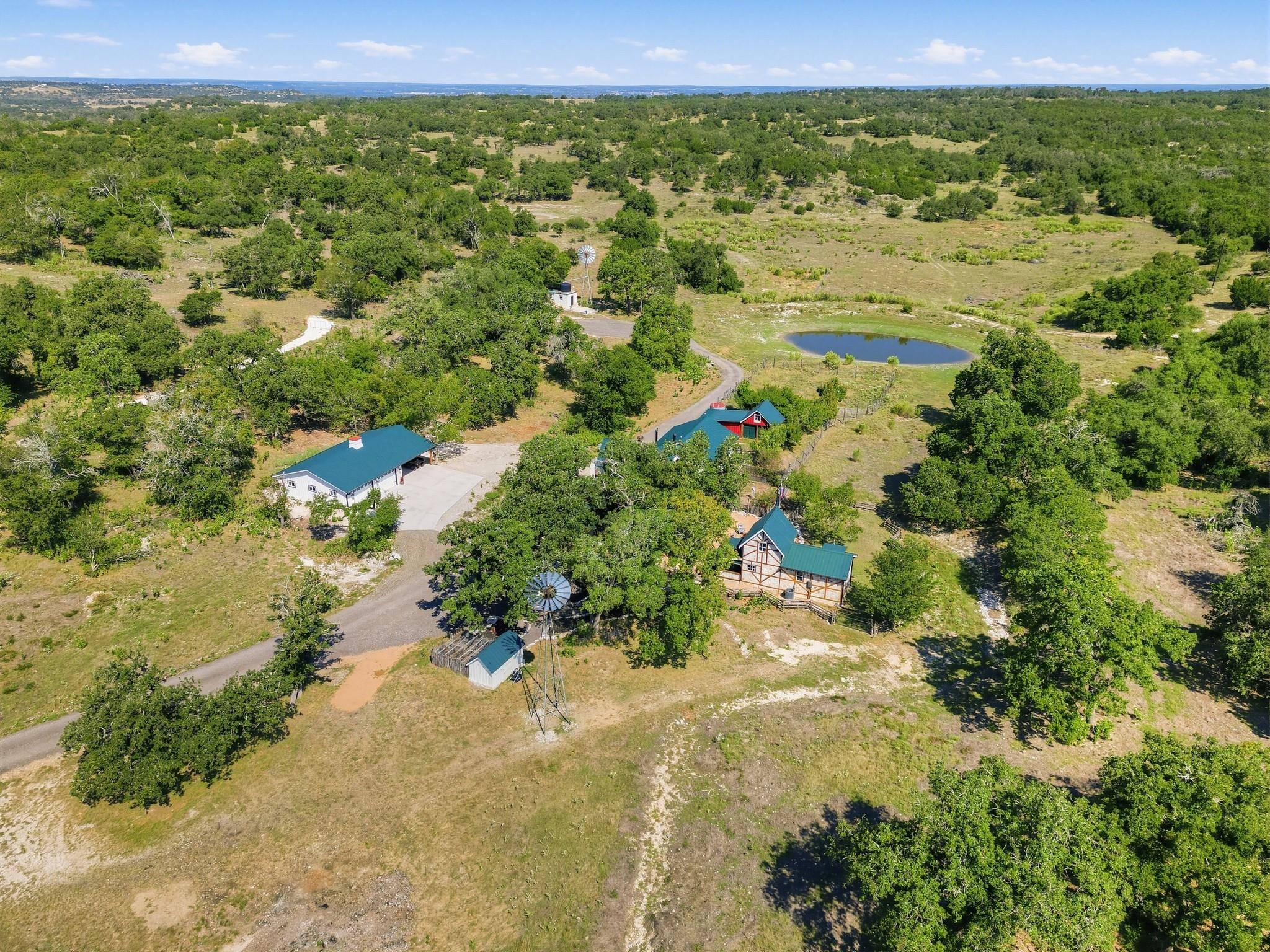 328 Himmel RD, Fredericksburg, TX 78624