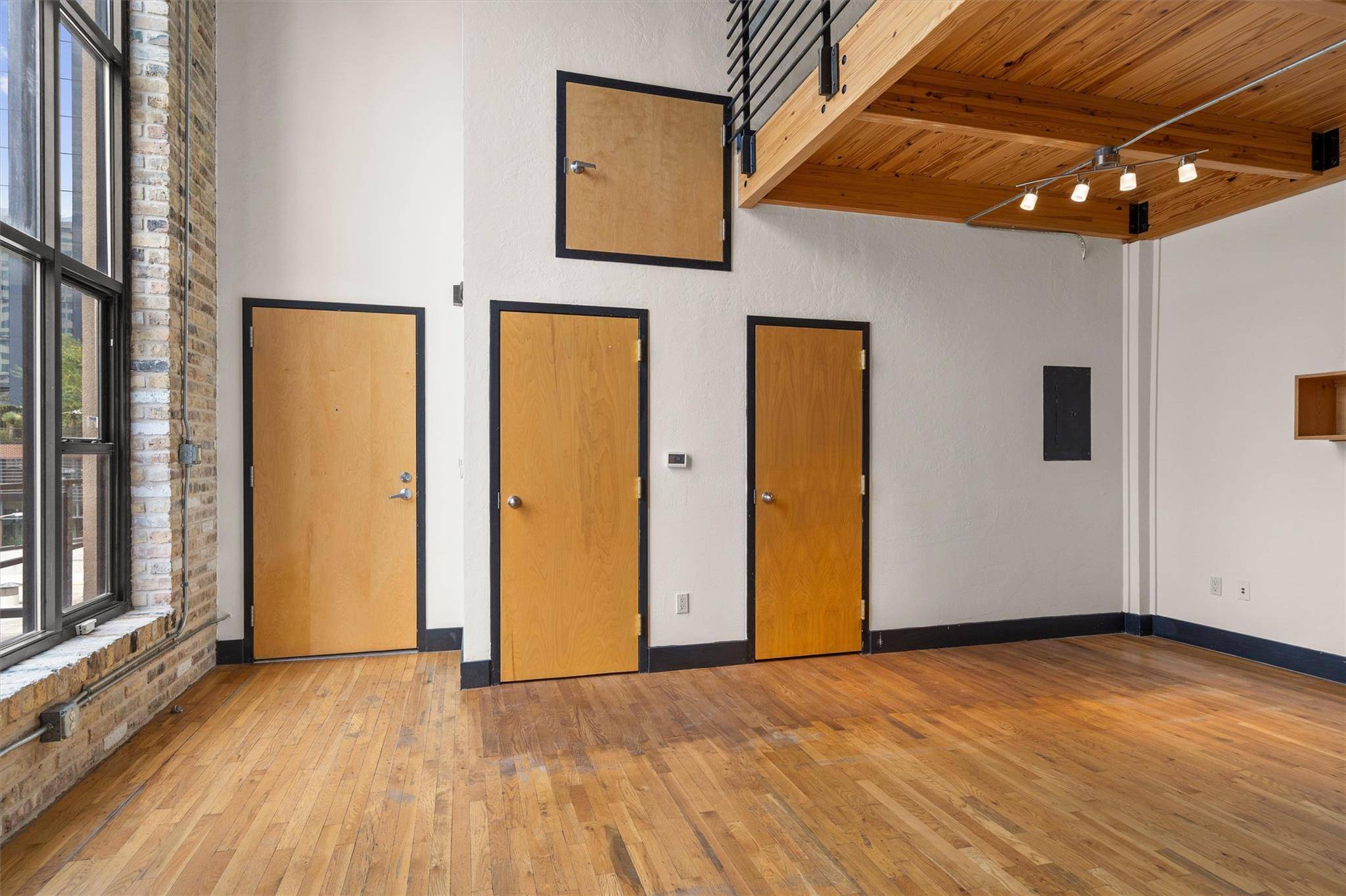 411 Brazos ST #312, Austin, TX 78701