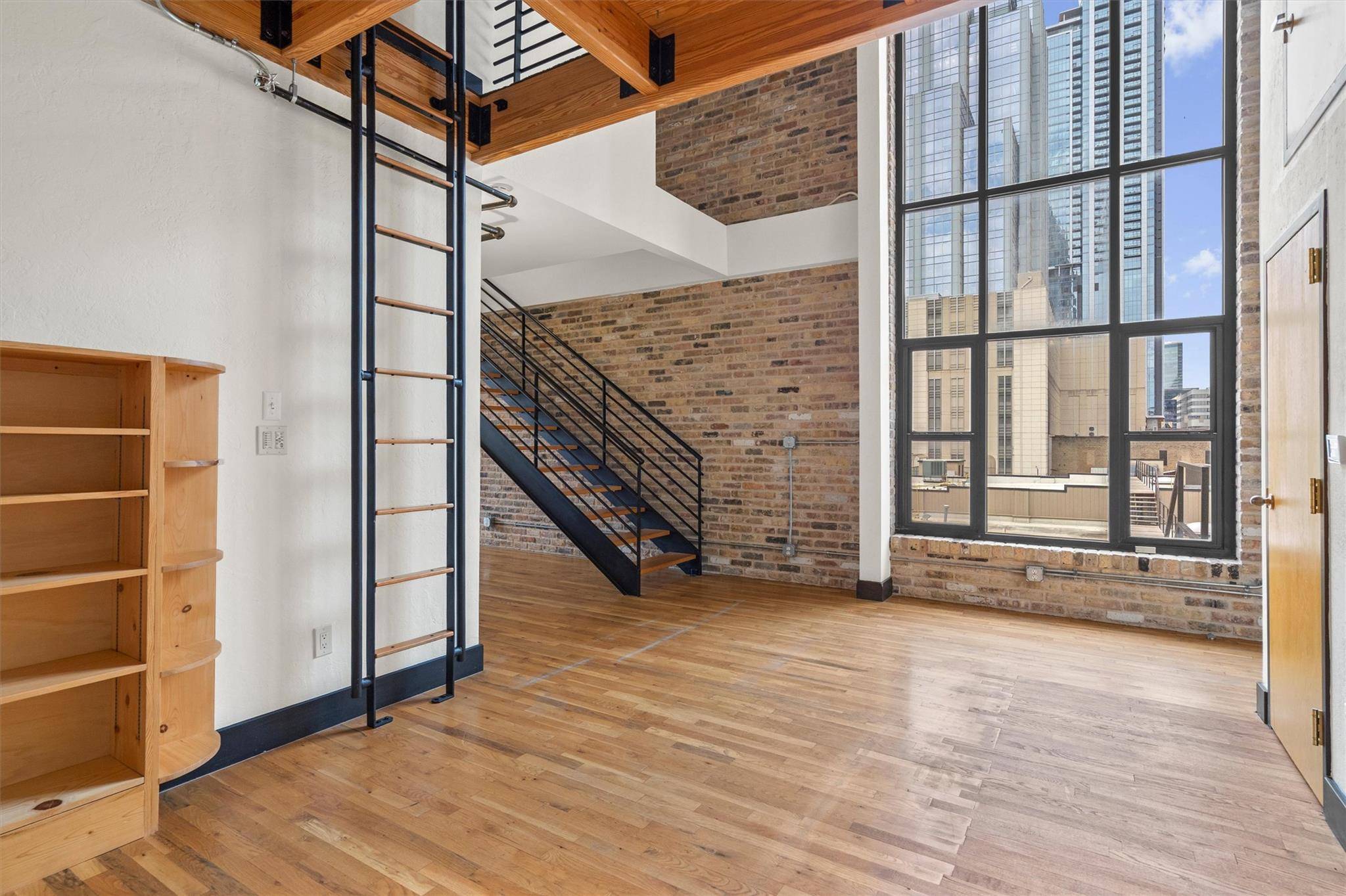 411 Brazos ST #312, Austin, TX 78701