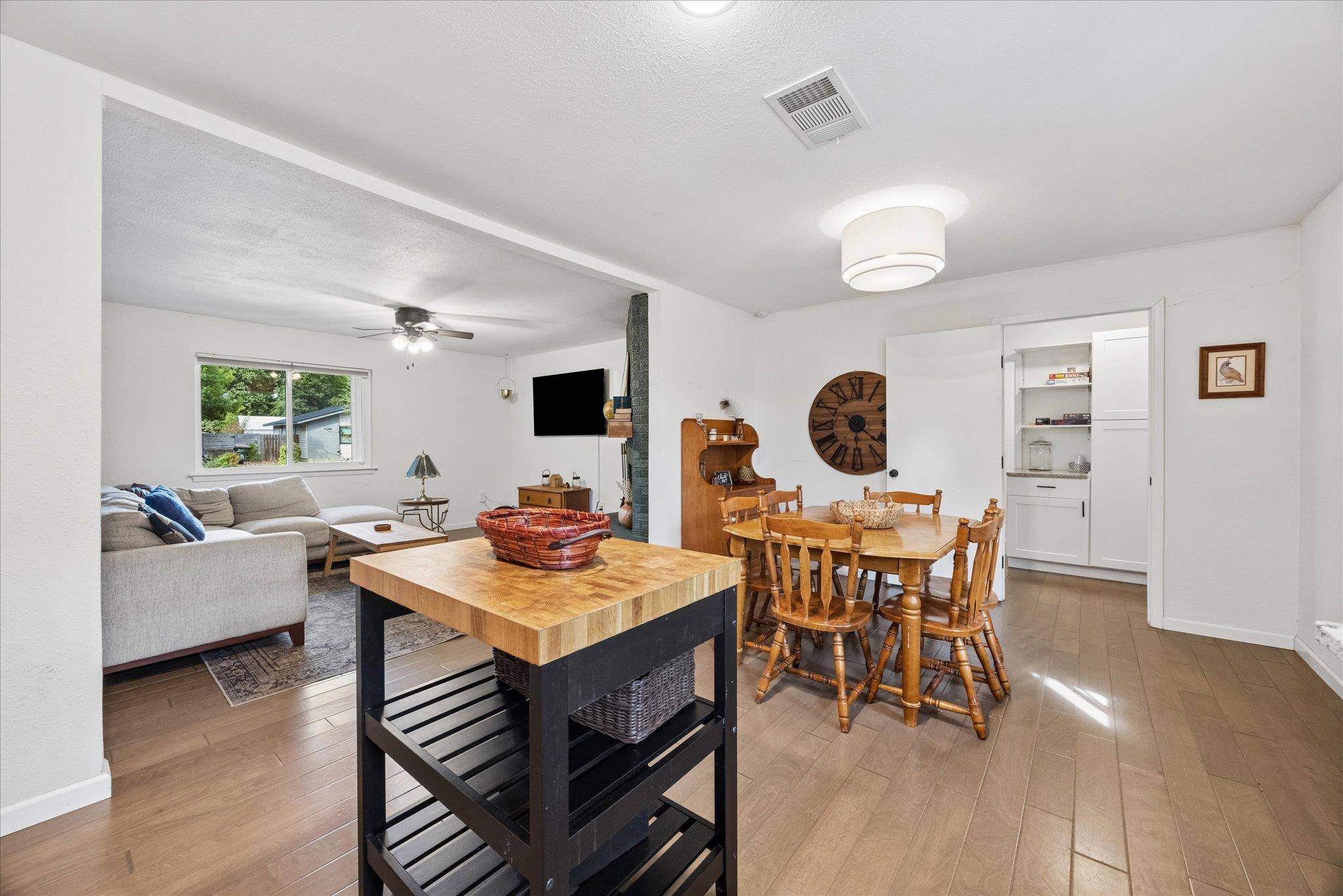2205 Quail Meadow DR, Georgetown, TX 78626