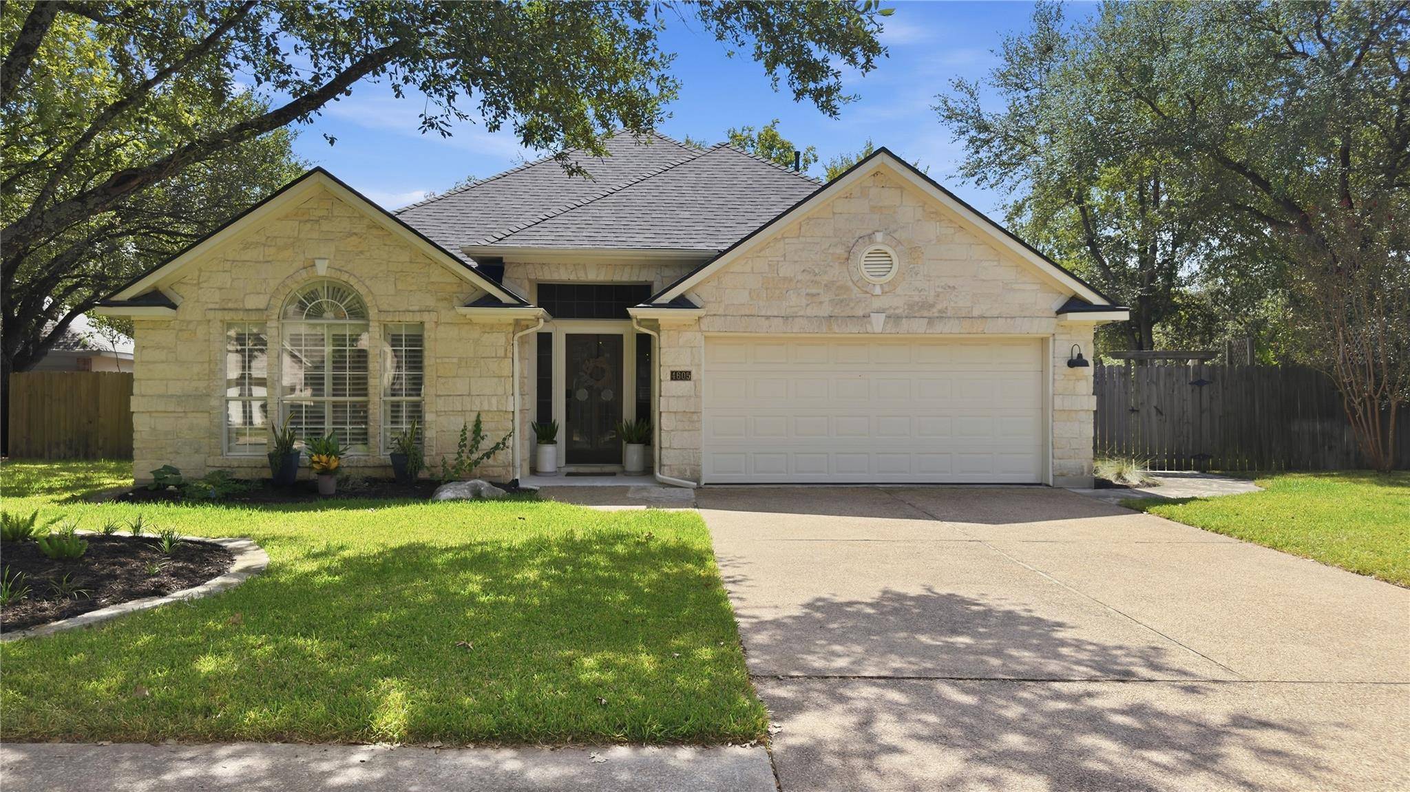 4605 Eagle Feather DR, Austin, TX 78735