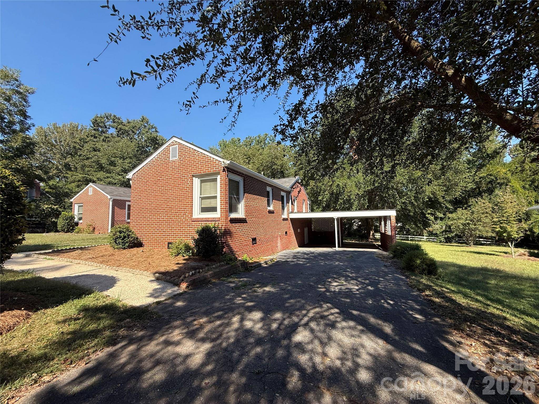 819 Wildwood ST, Wadesboro, NC 28170