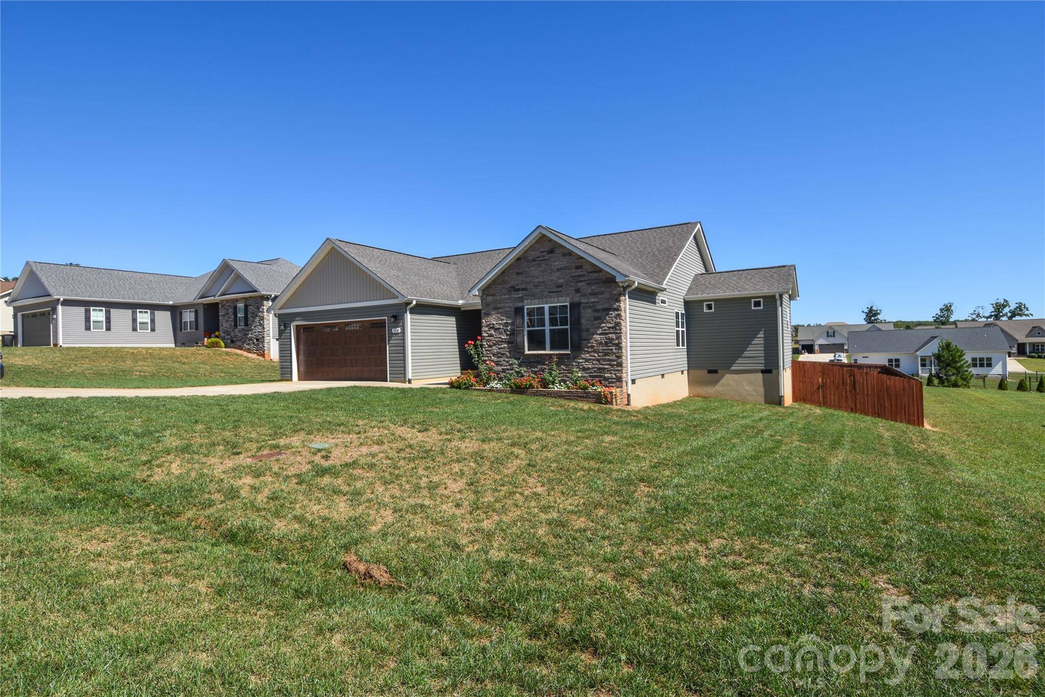 148 Greythorn DR, Statesville, NC 28625