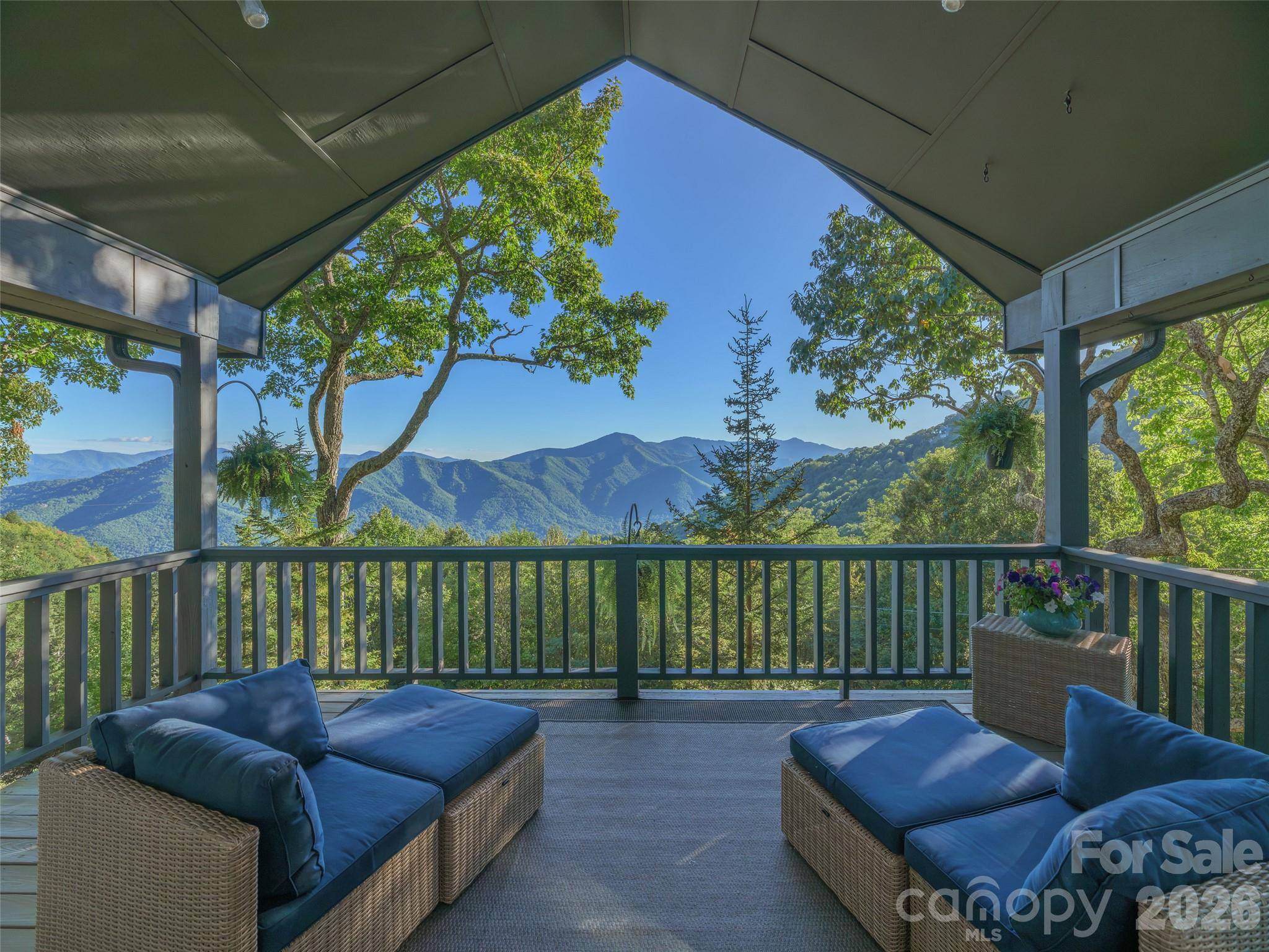 465 Leatherwood RD, Maggie Valley, NC 28751