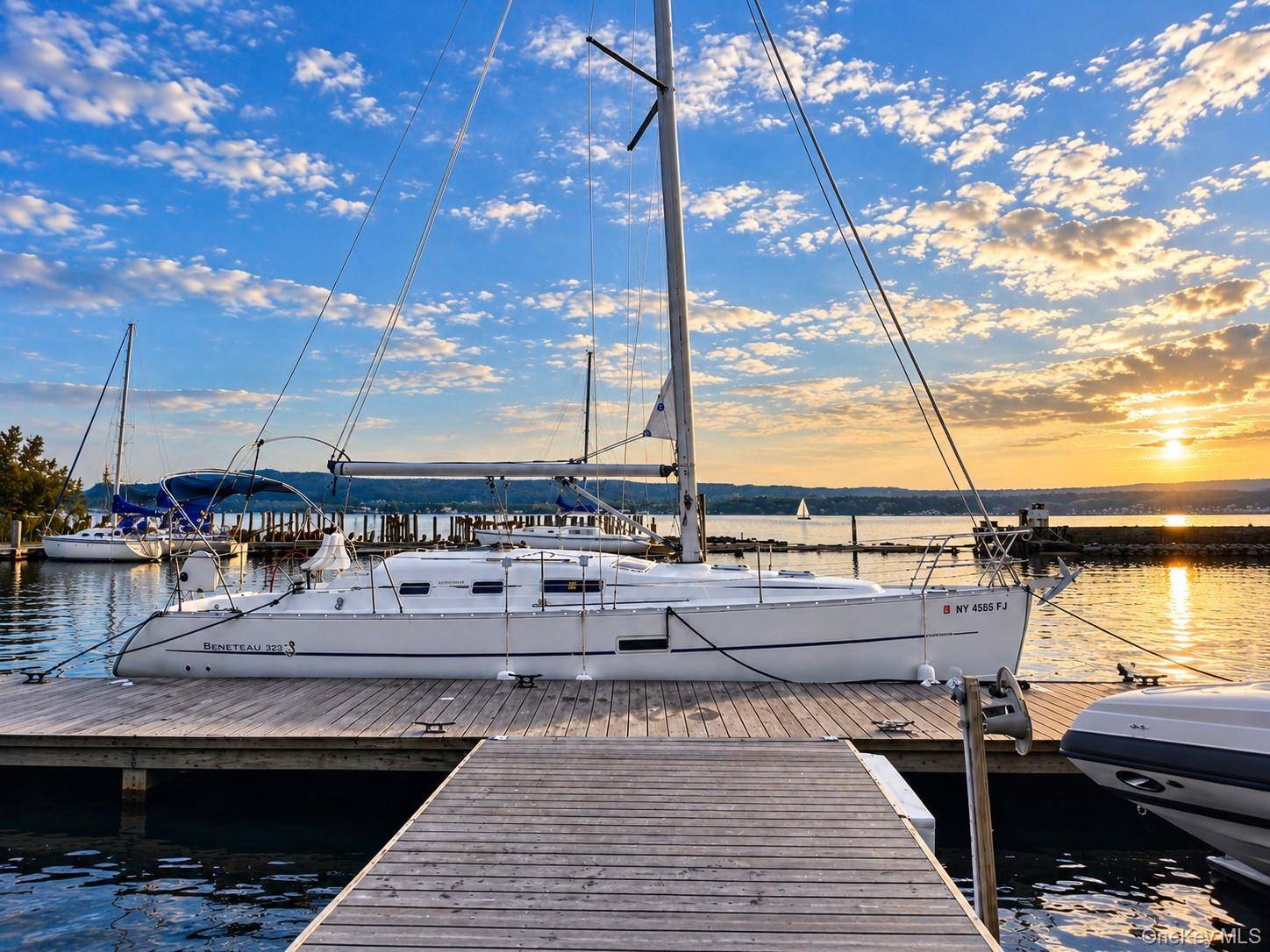 80 Half Moon Bay Marina DR #E-15, Croton-on-hudson, NY 10520