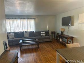307 Fernside PL #1st Fl, Far Rockaway, NY 11691