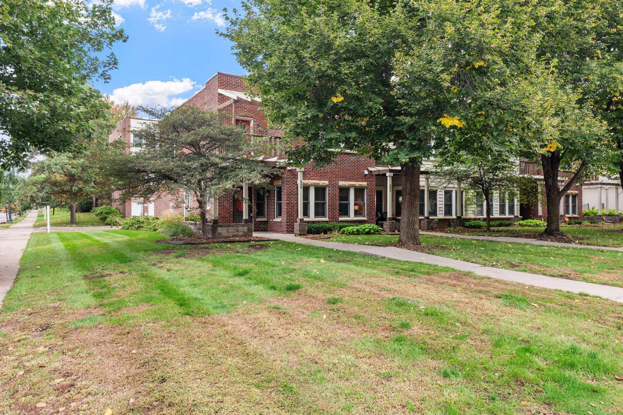 500 E 27th ST, Minneapolis, MN 55408