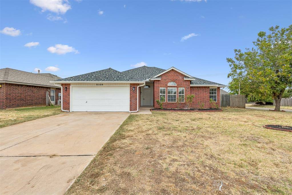 8509 Curtis TER, Oklahoma City, OK 73132