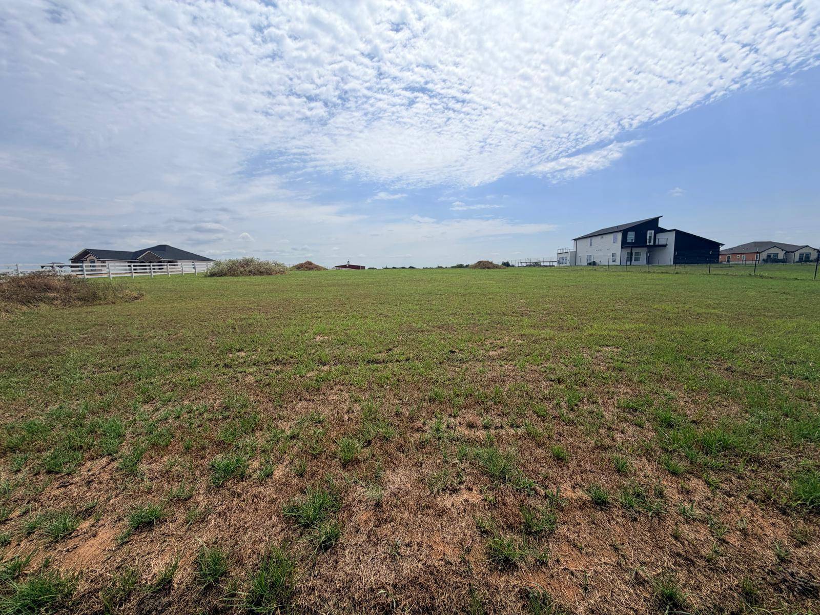 000 Balch RD, Elgin, TX 78621