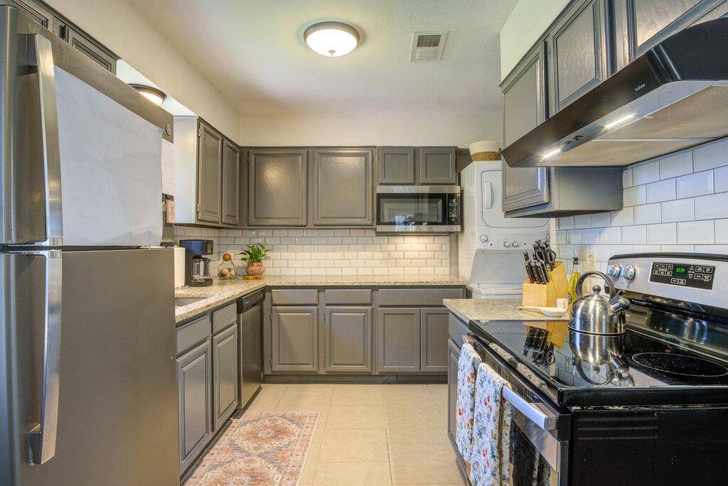 167 Hatcher Ave, San Antonio, TX 78223