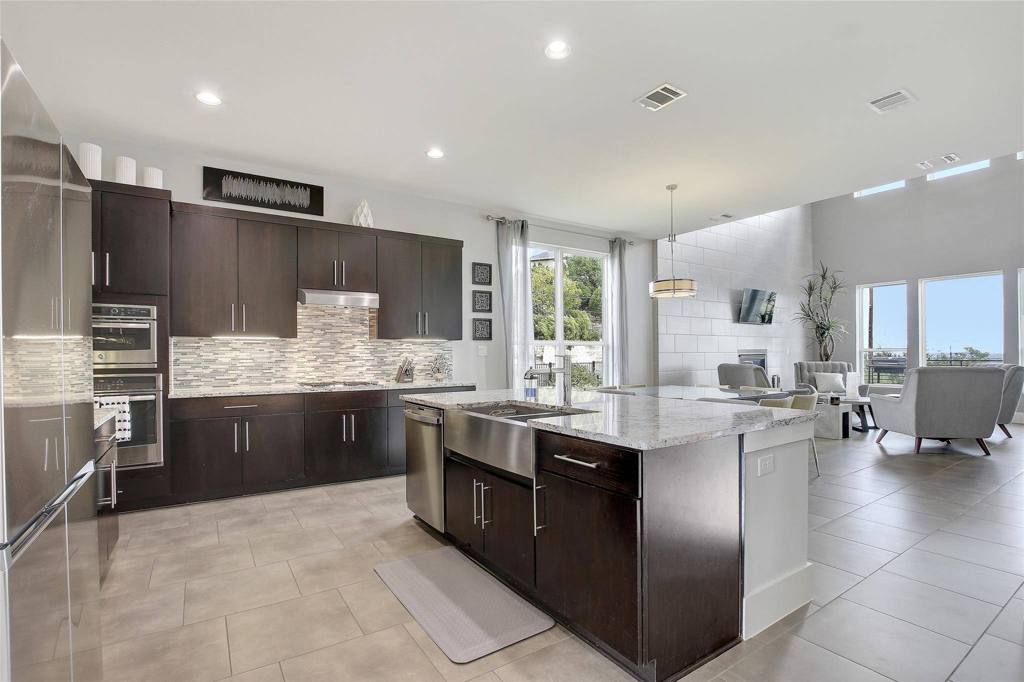 1101 Sparrow LN, Austin, TX 78734