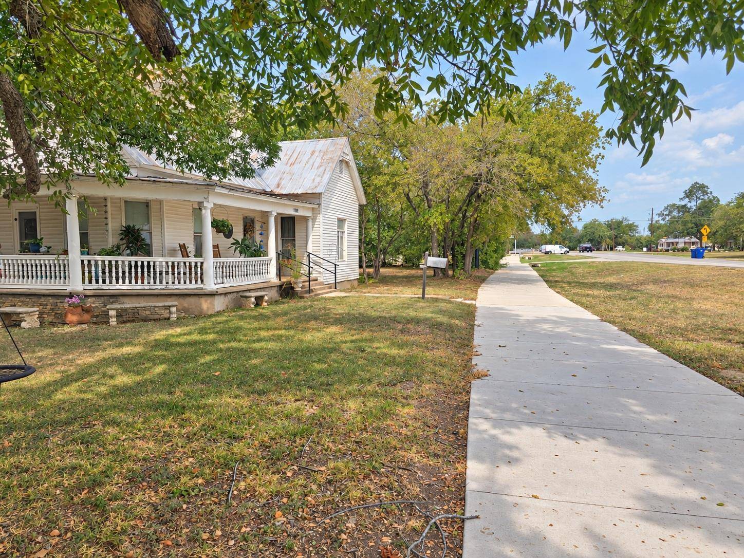 1809 Main ST, Liberty Hill, TX 78642