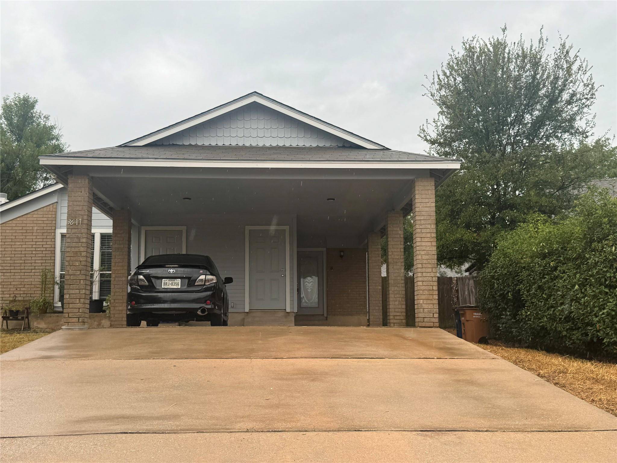 3617 Leafield DR #B, Austin, TX 78749