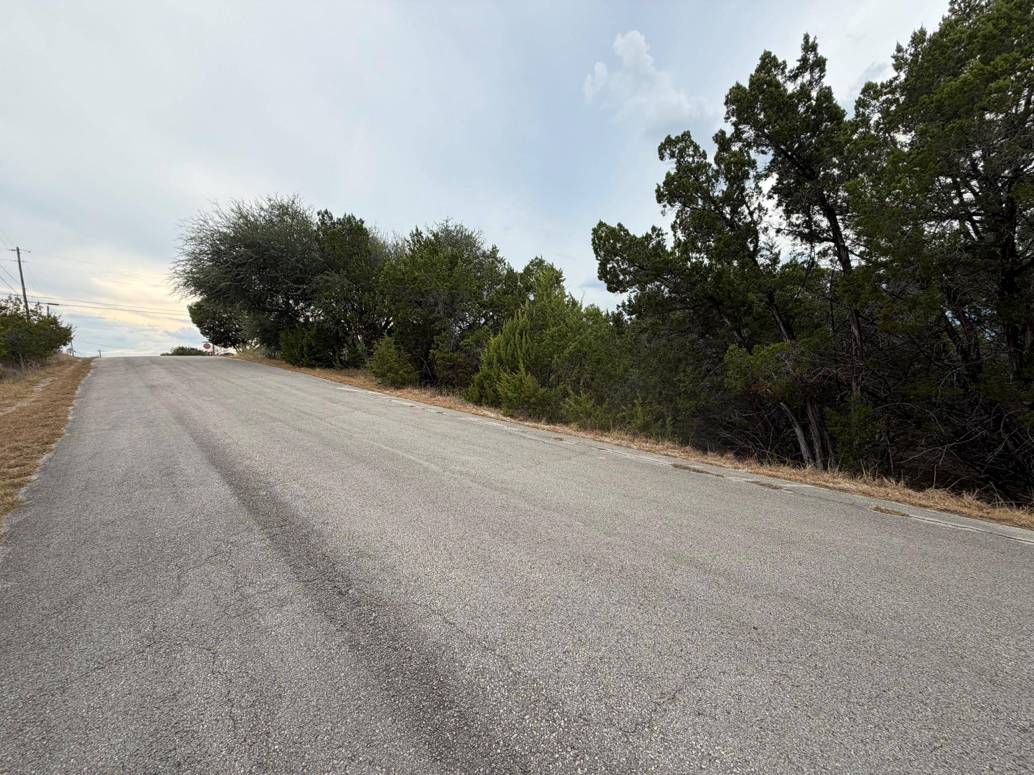 3600 Stillwood LN, Lago Vista, TX 78645