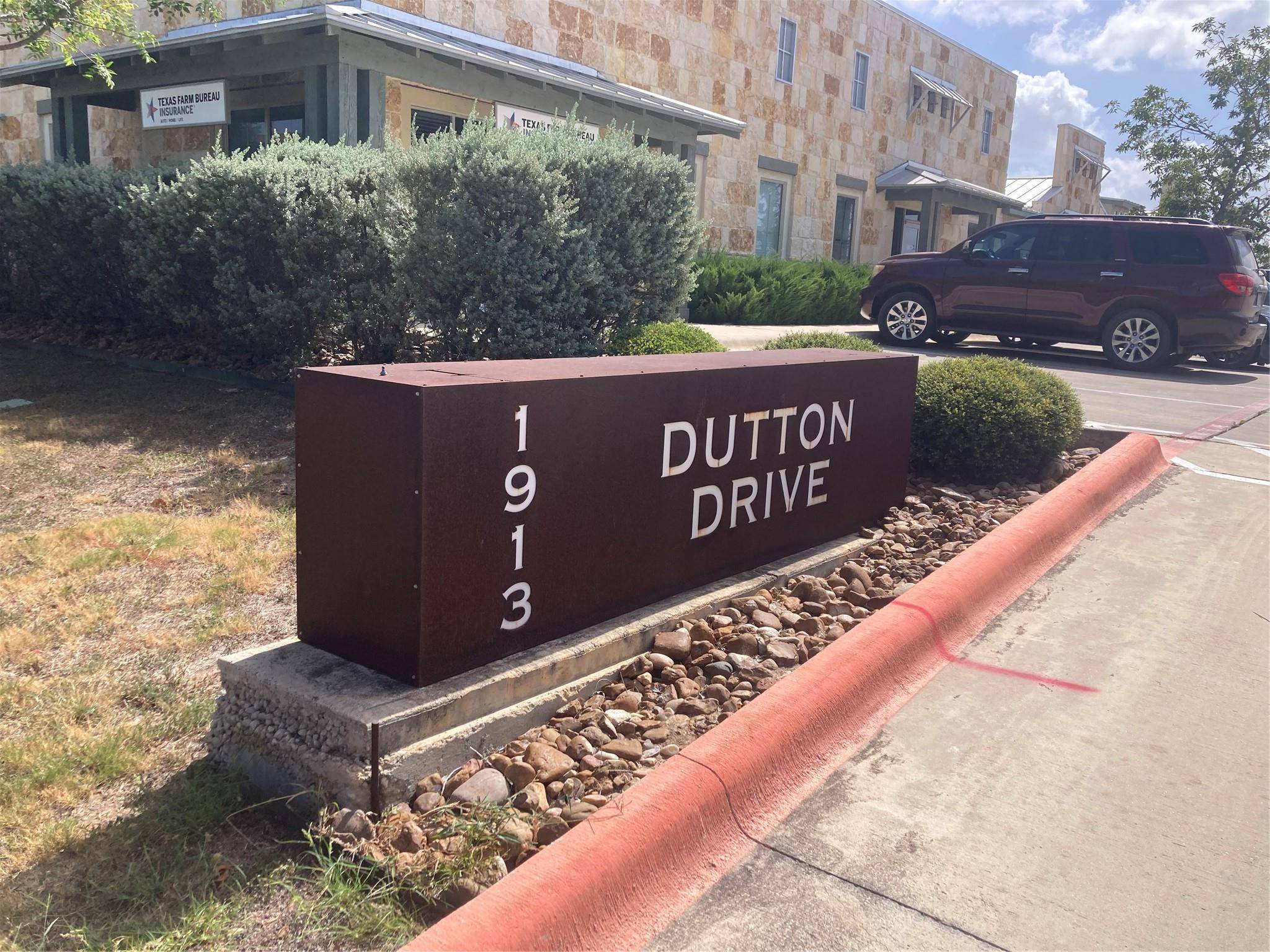 1913 Dutton DR #401-403, San Marcos, TX 78666