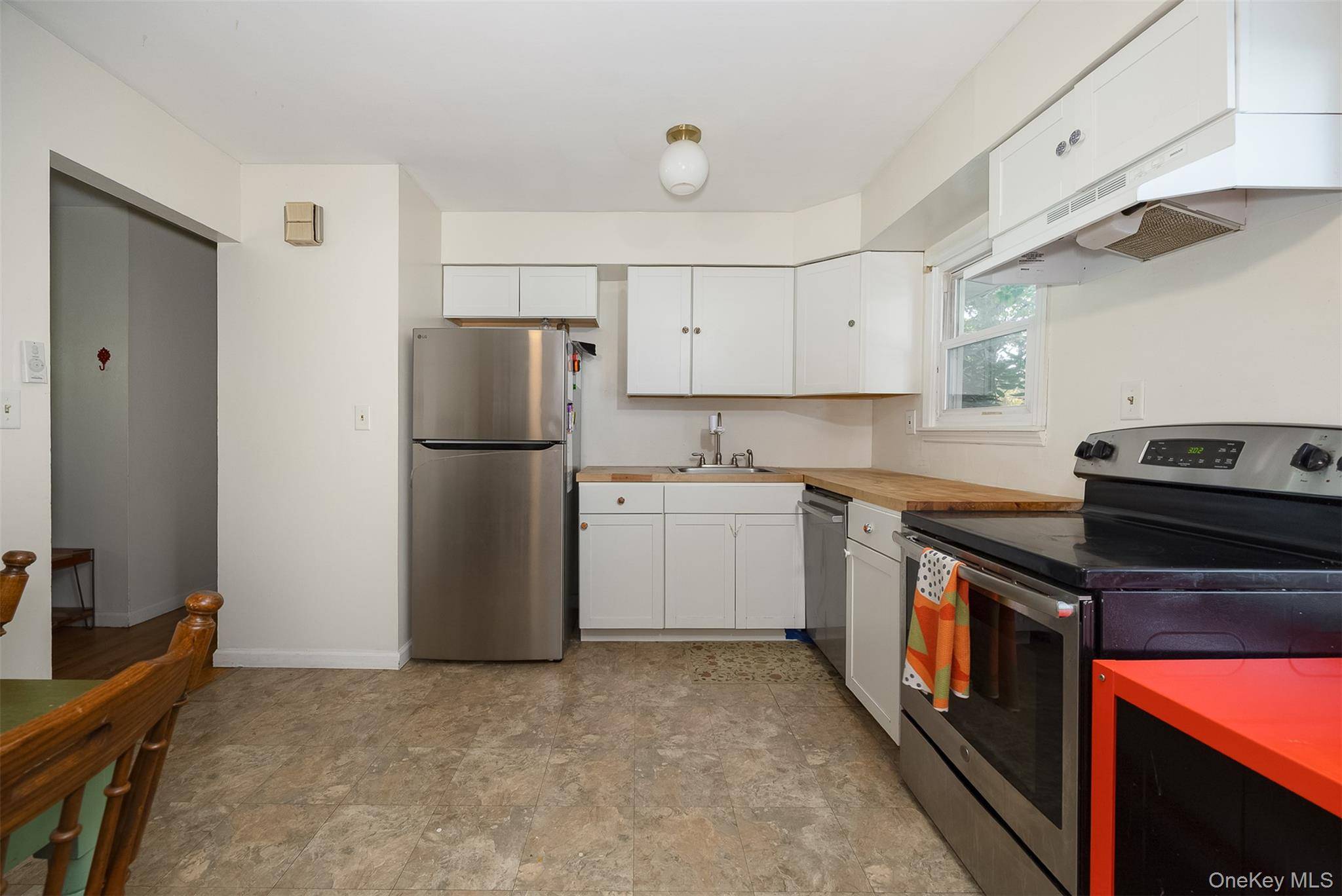 19 Adams, Red Hook, NY 12571