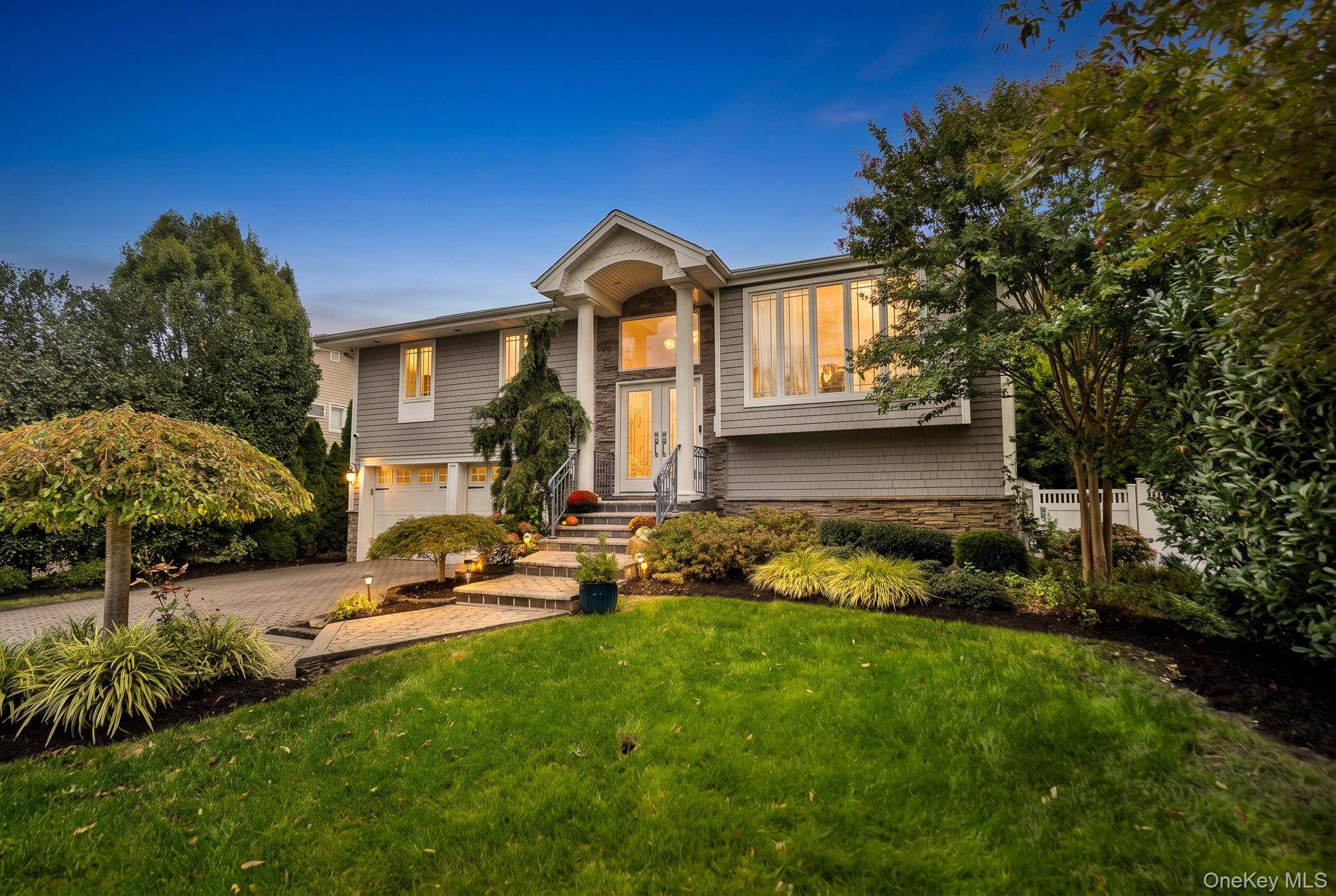 2817 Riverside DR, Wantagh, NY 11793
