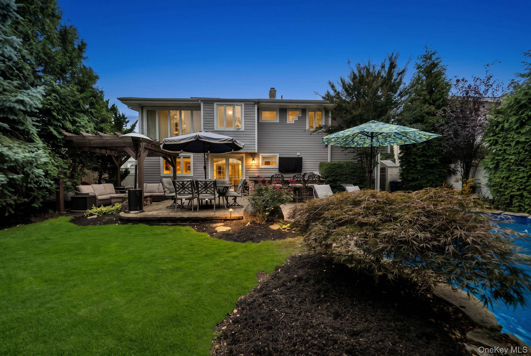 2817 Riverside DR, Wantagh, NY 11793