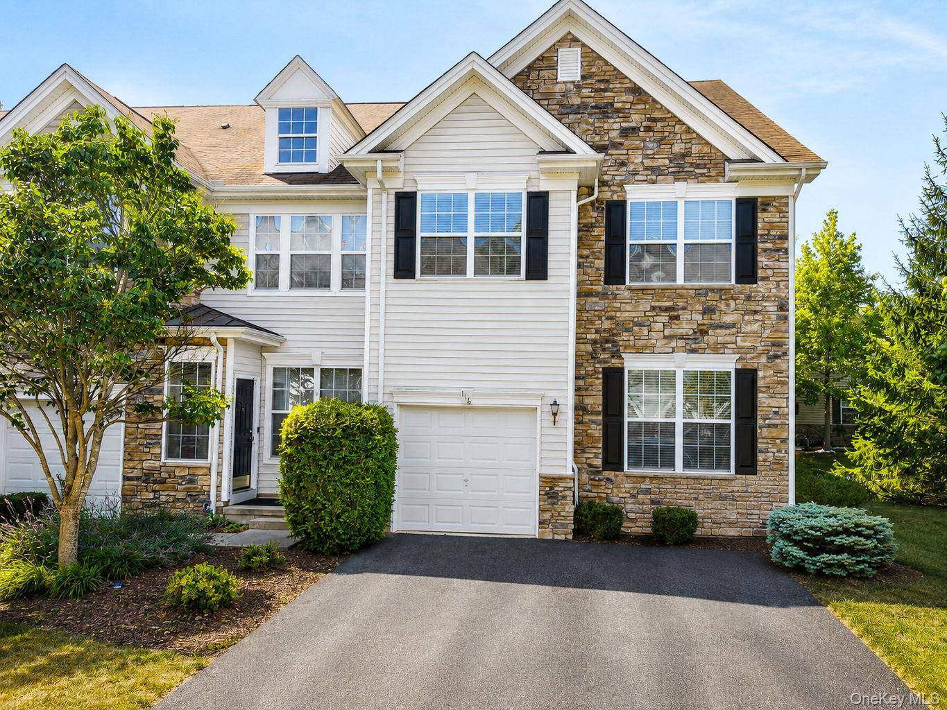 116 Barr LN, Monroe, NY 10950