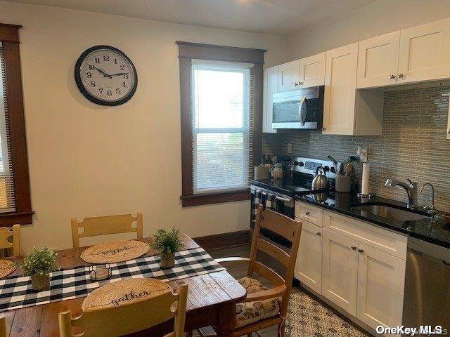 55 Muttontown Eastw RD #1, Syosset, NY 11791