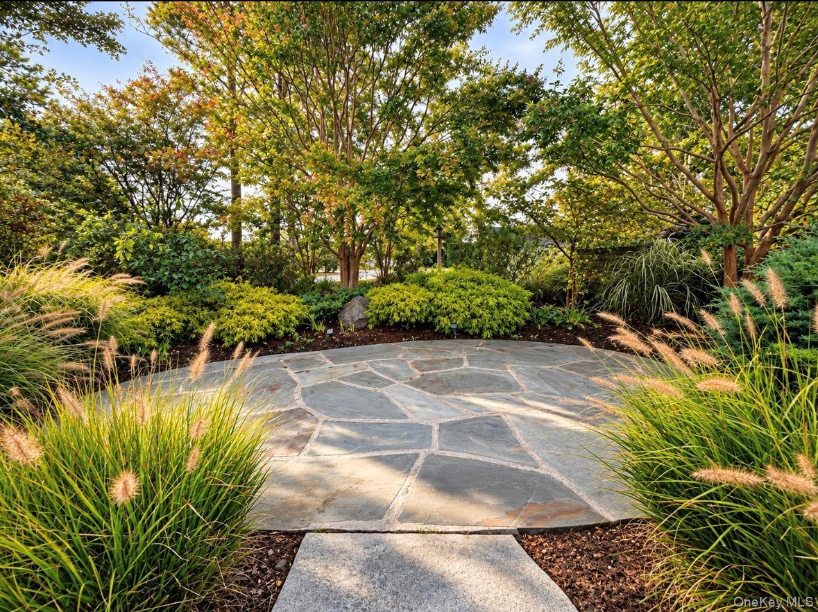 26A Rampasture, Hampton Bays, NY 11946