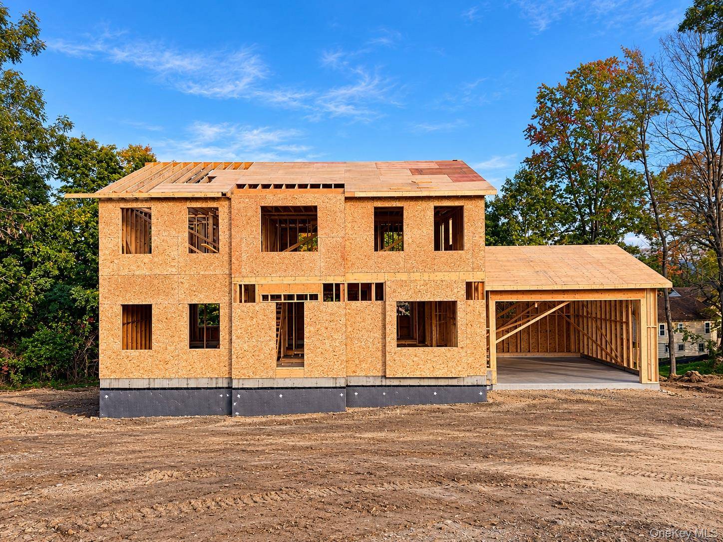 4 Lindenwood LN, Newburgh, NY 12550