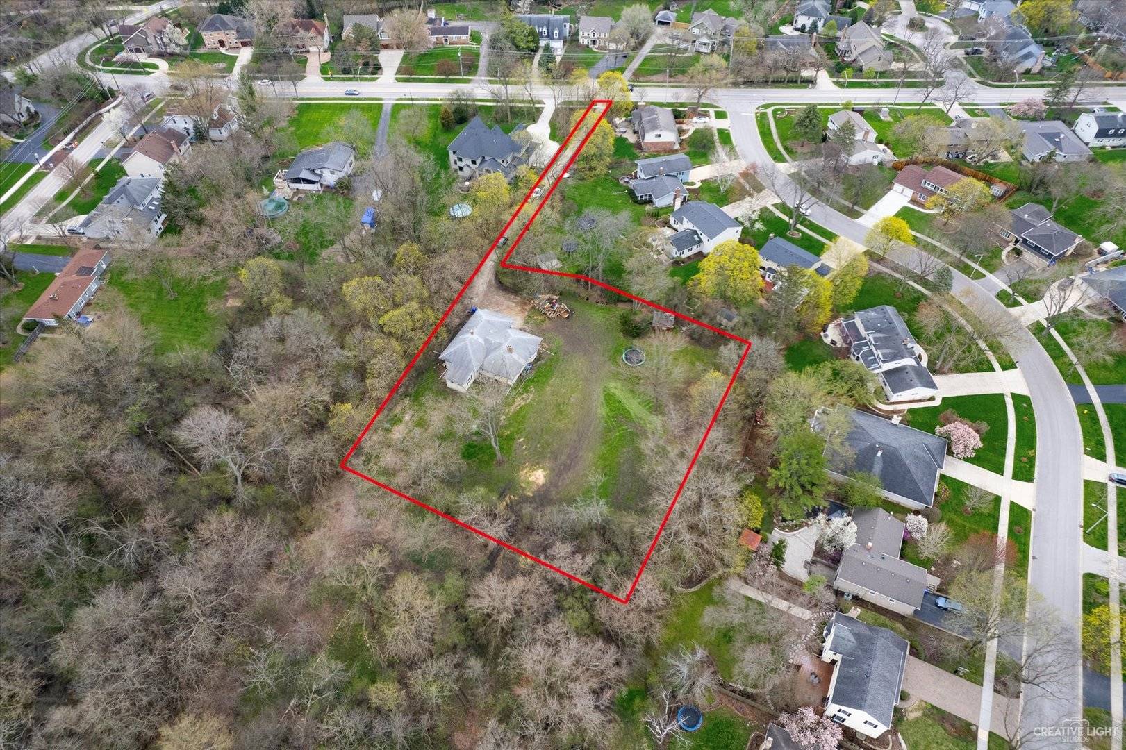 1601 W Wiesbrook RD, Wheaton, IL 60189