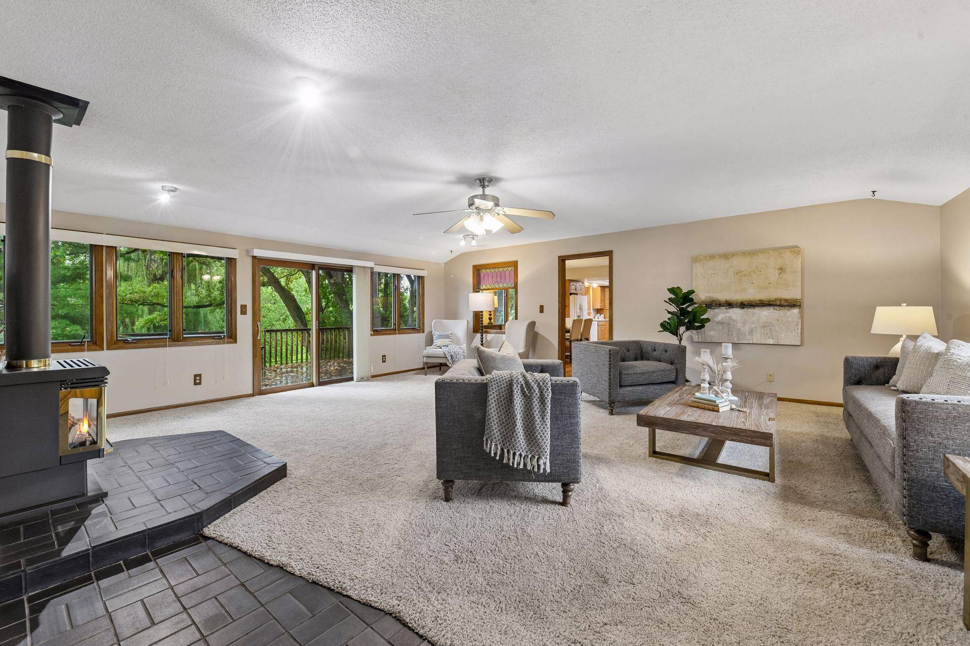 18503 Hanus RD, Minnetonka, MN 55345