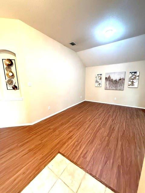 1513 Kingfisher Drive, Fort Worth, TX 76131