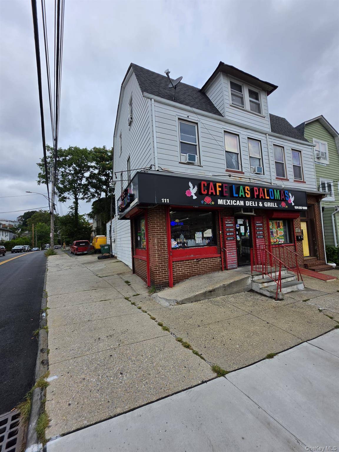 111 Crescent PL, Yonkers, NY 10704