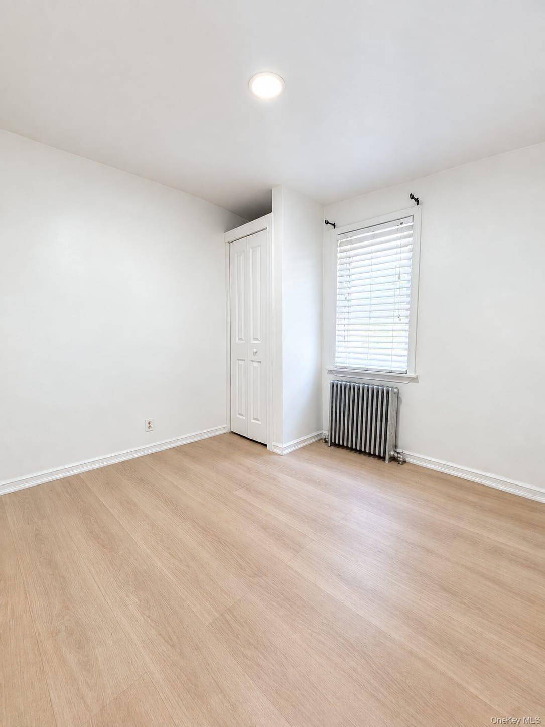 249 N Macquesten Pkwy #1, Mount Vernon, NY 10550