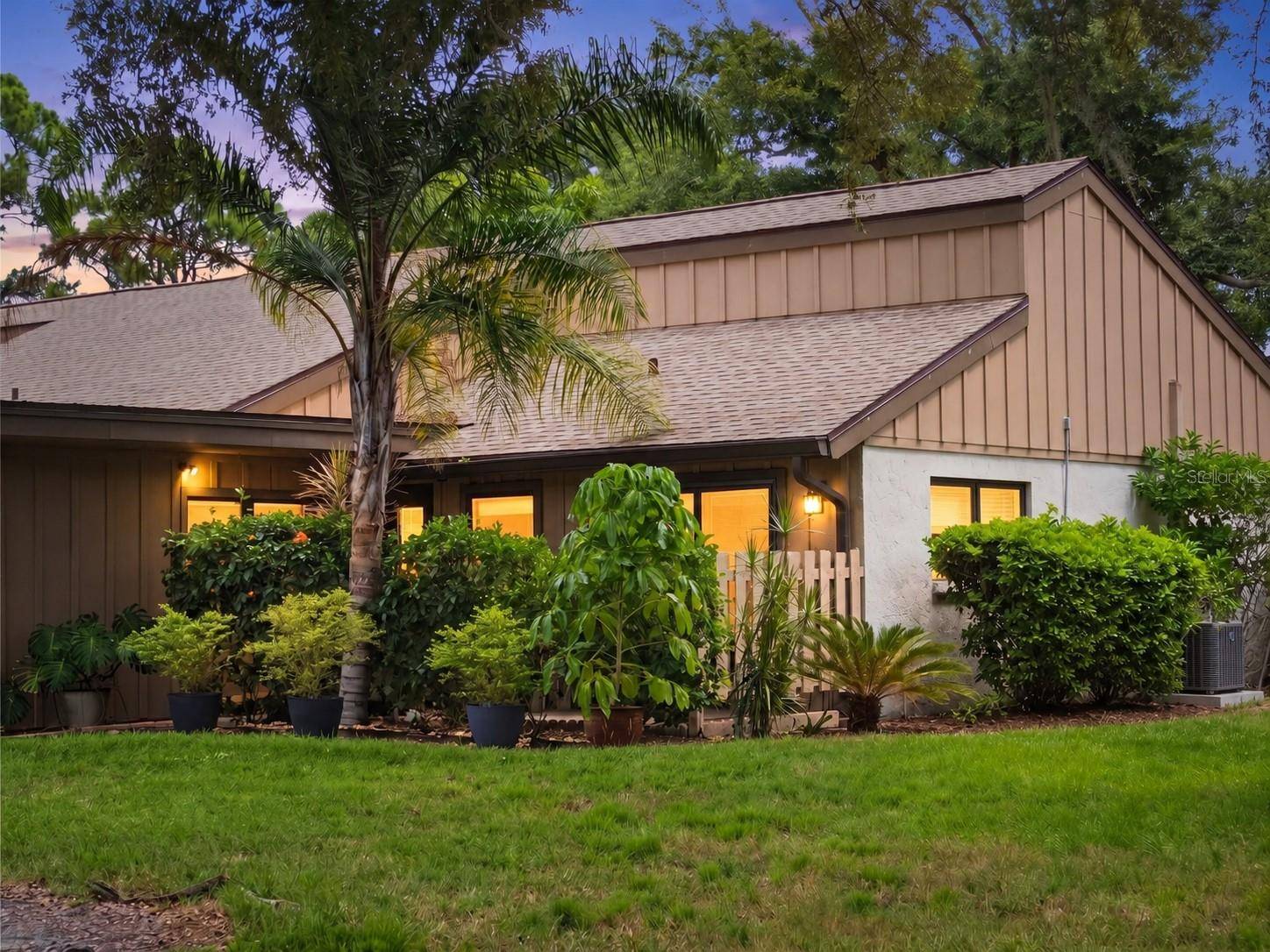 5699 WESTWIND LN, Sarasota, FL 34231