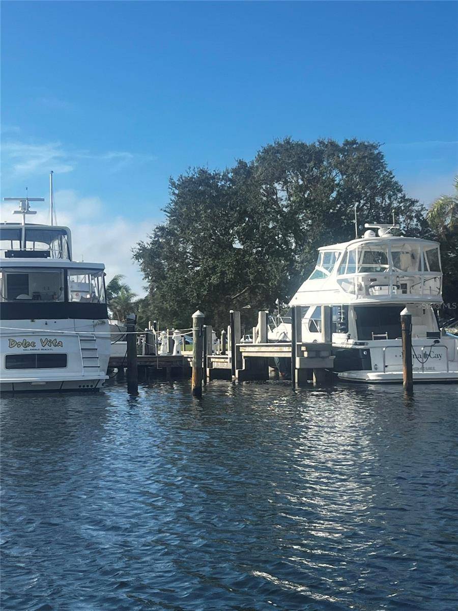 2600 HARBOURSIDE DR #C3, Longboat Key, FL 34228