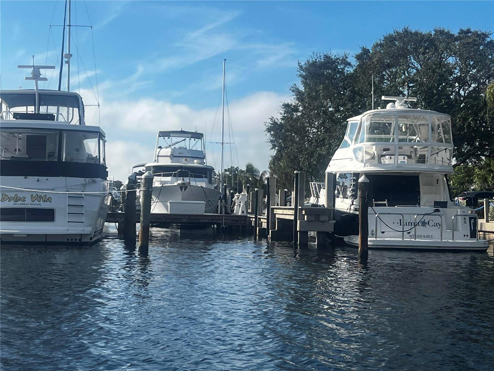 2600 HARBOURSIDE DR #C3, Longboat Key, FL 34228