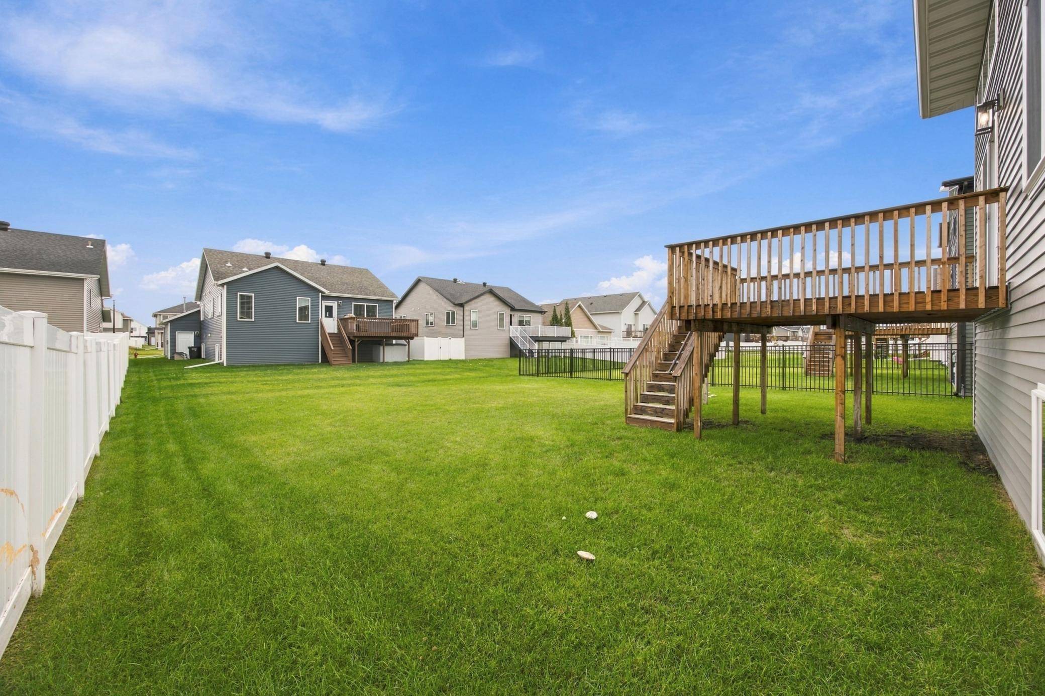 7337 Madelyn LN S, Fargo, ND 58104