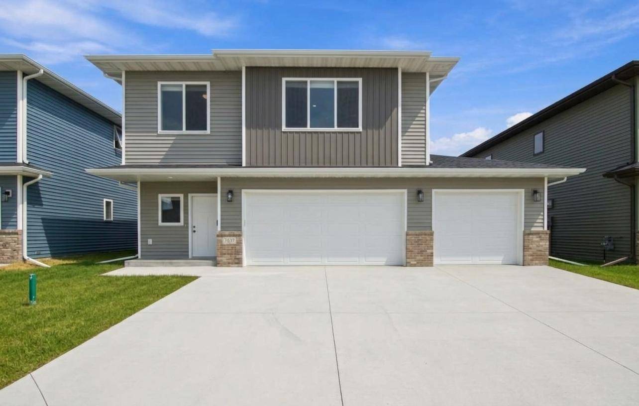 7337 Madelyn LN S, Fargo, ND 58104