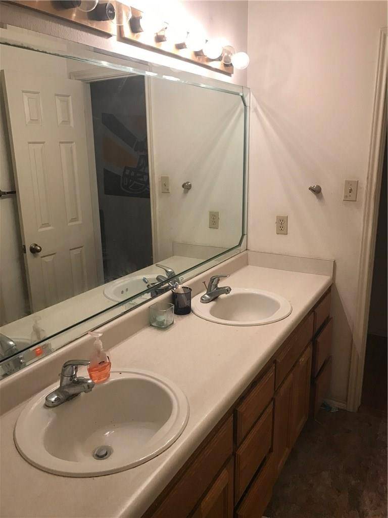 2811 Salado ST #B, Austin, TX 78705