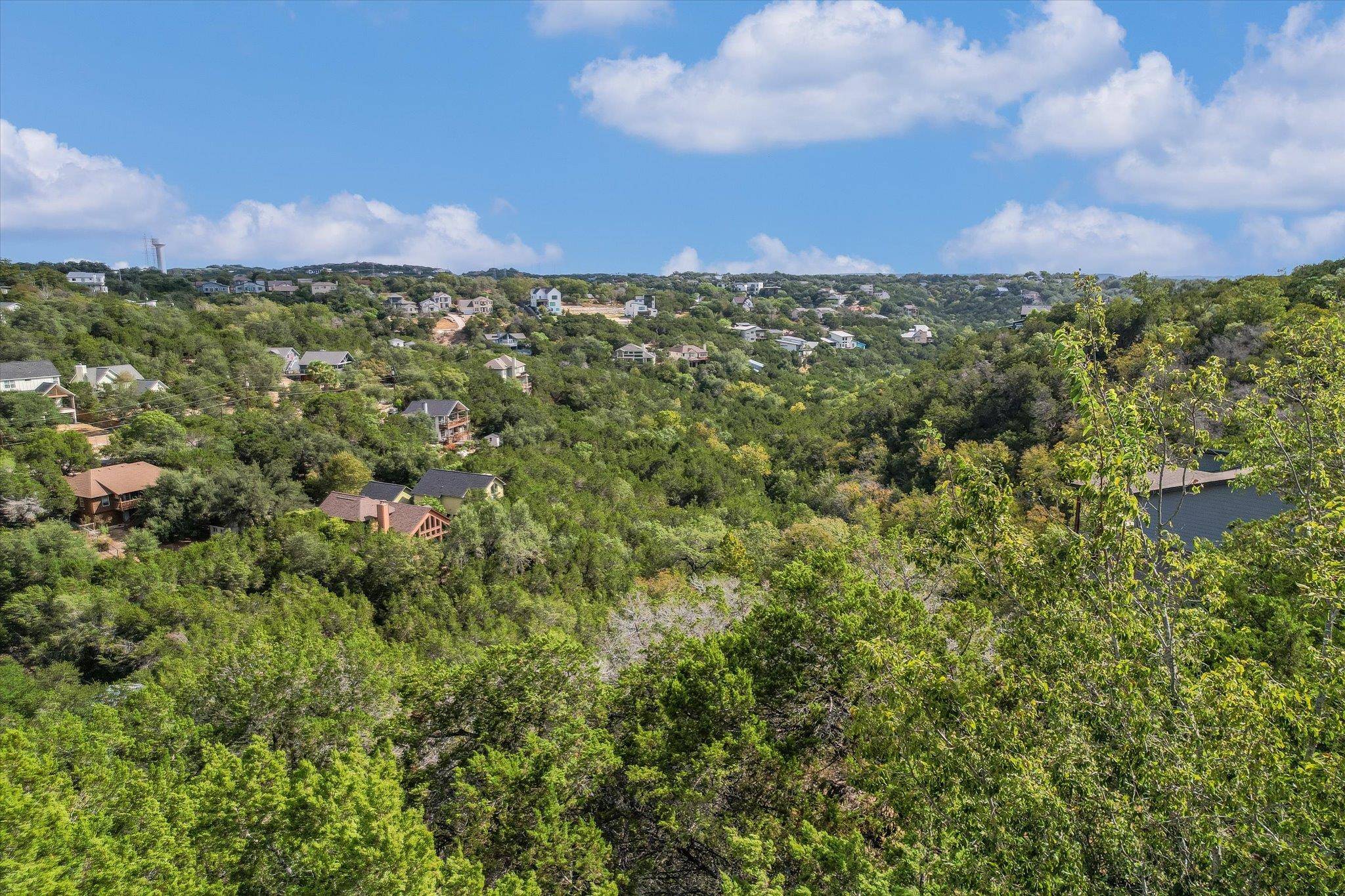 2412 Crazyhorse PASS, Austin, TX 78734