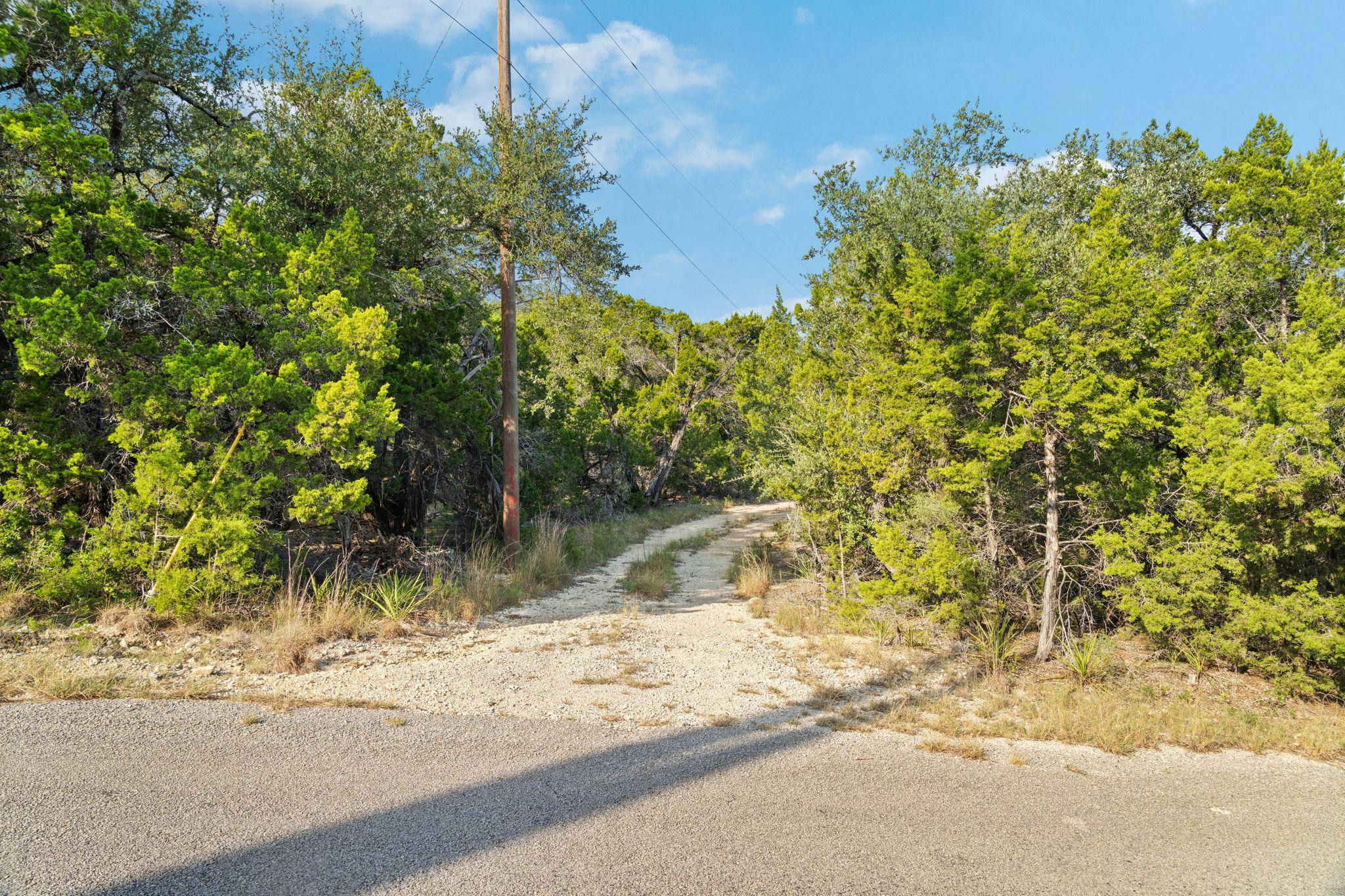 1000 Norwood RD, Dripping Springs, TX 78620