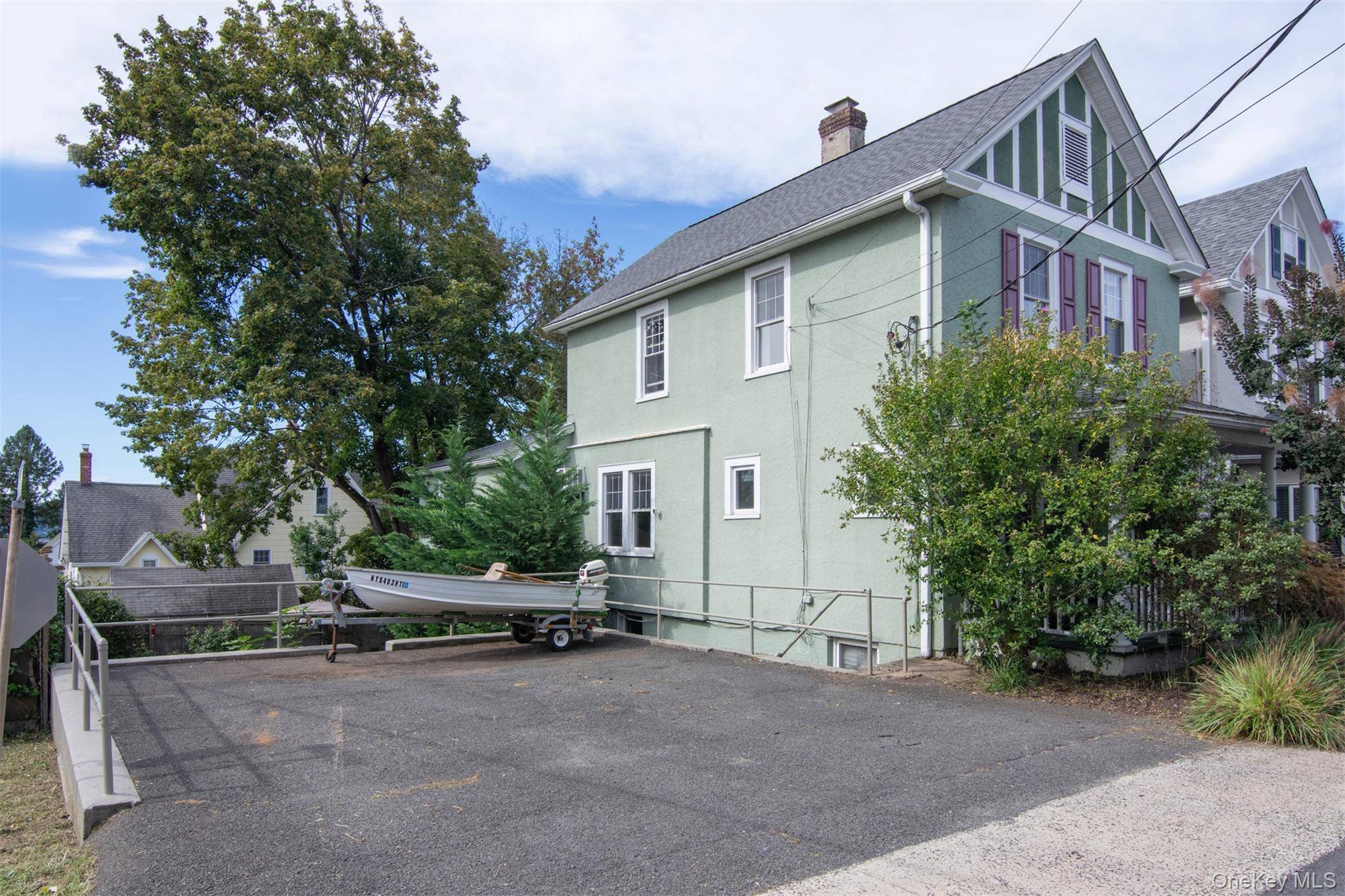 18 Grinnell ST, Irvington, NY 10533