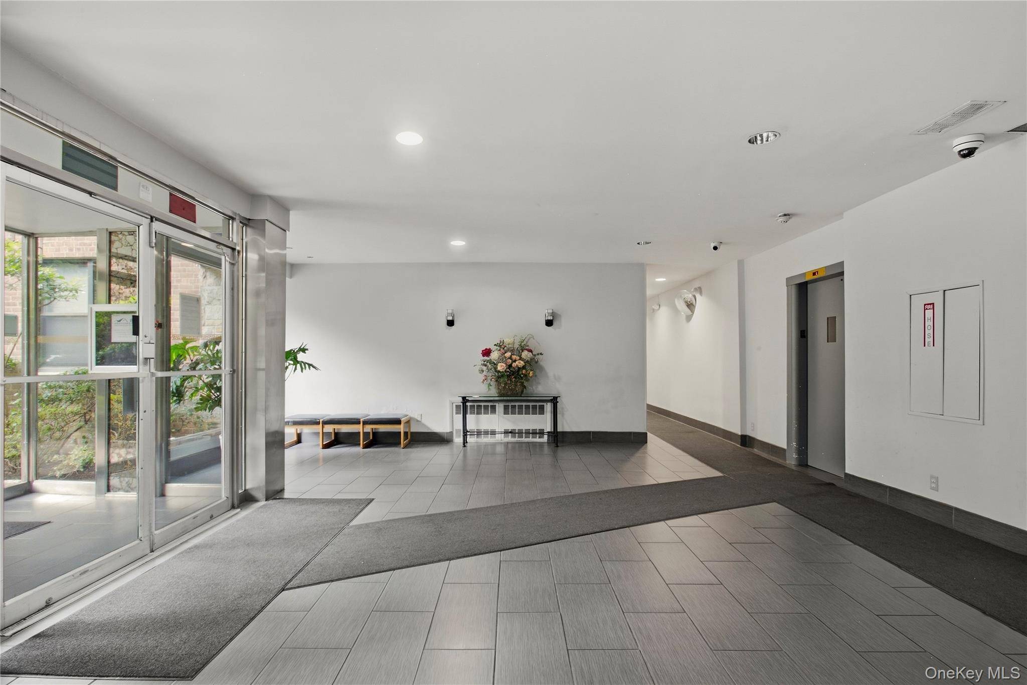 575 Bronx River RD #5F, Yonkers, NY 10704