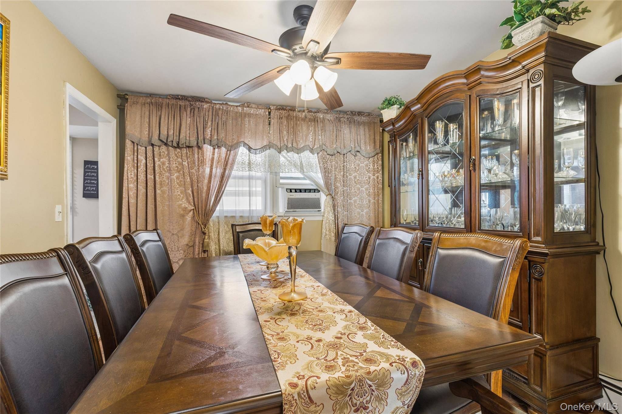 15 Pine Cone ST, Middle Island, NY 11953