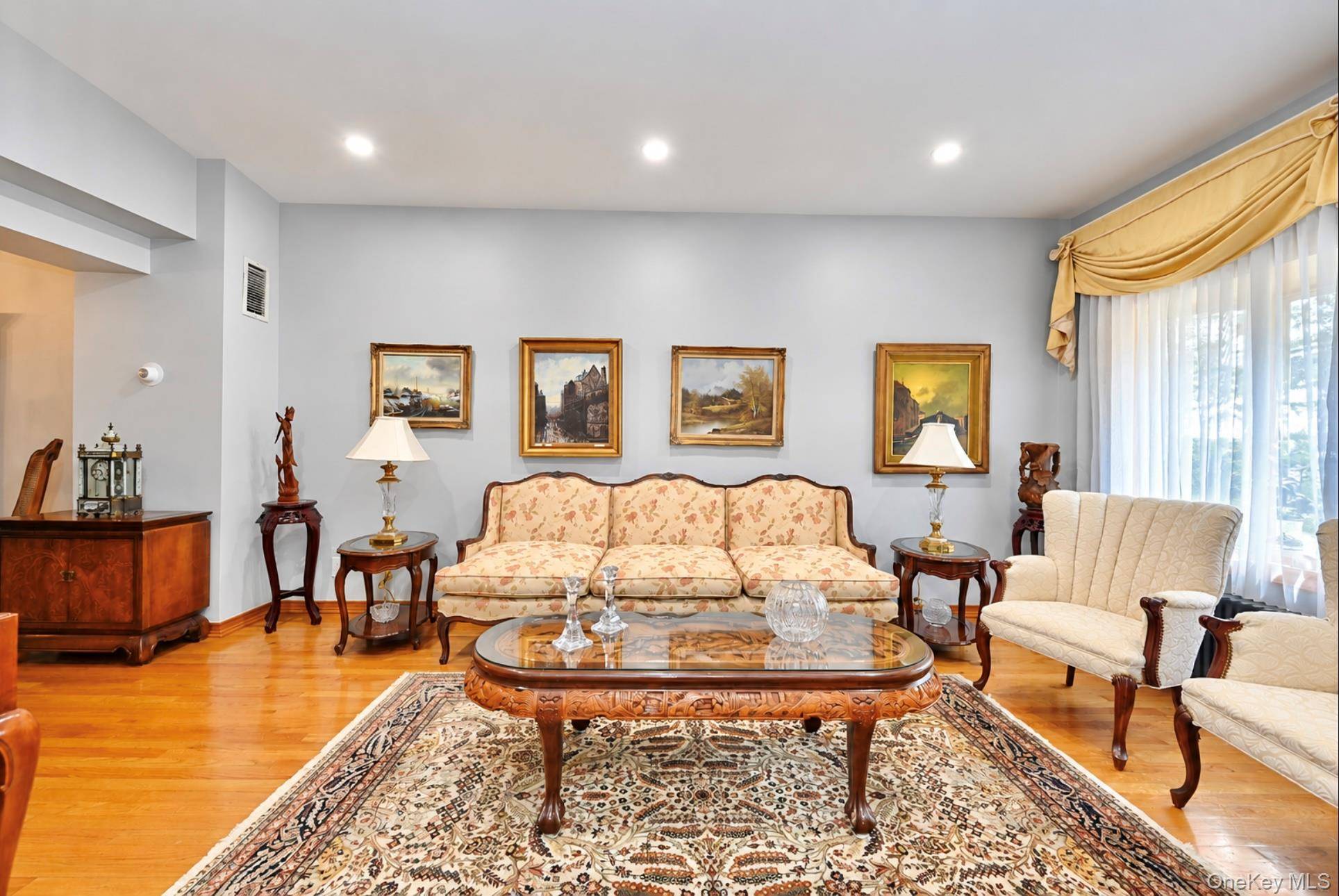 53-31 210th ST, Oakland Gardens, NY 11364