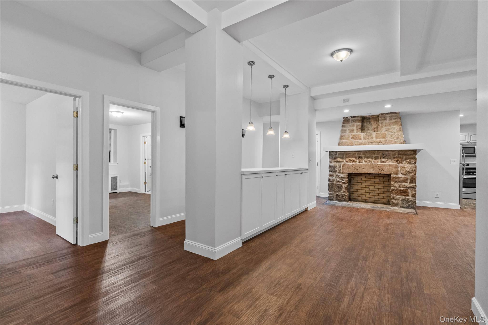 232 Martine AVE #BD/BC, White Plains, NY 10601