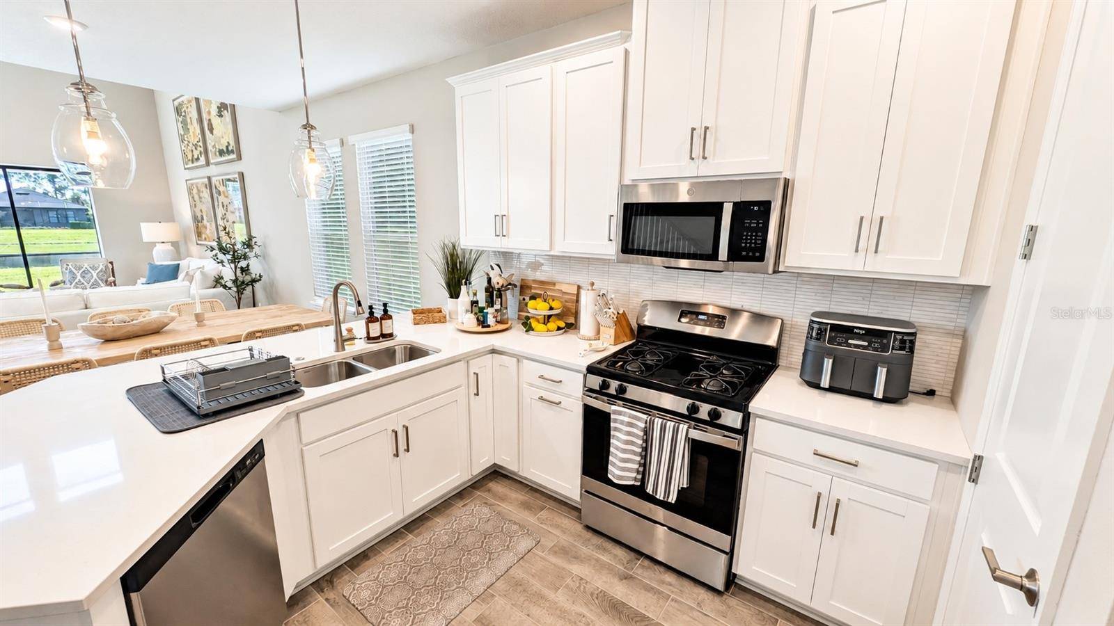 5419 SUMMIT GLN, Bradenton, FL 34203