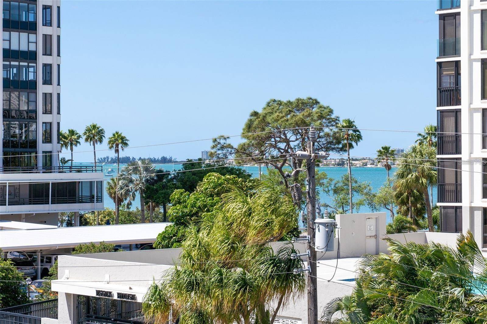 711 S PALM AVE #302, Sarasota, FL 34236