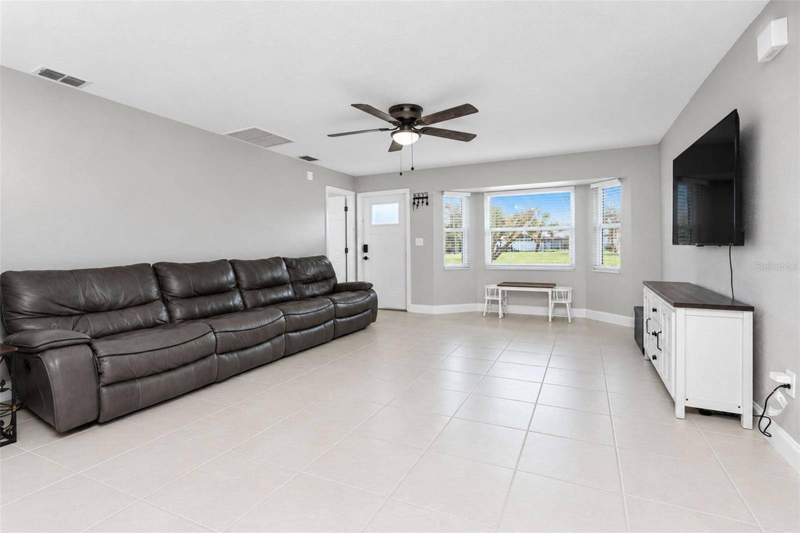 1093 DORCHESTER ST, Port Charlotte, FL 33952