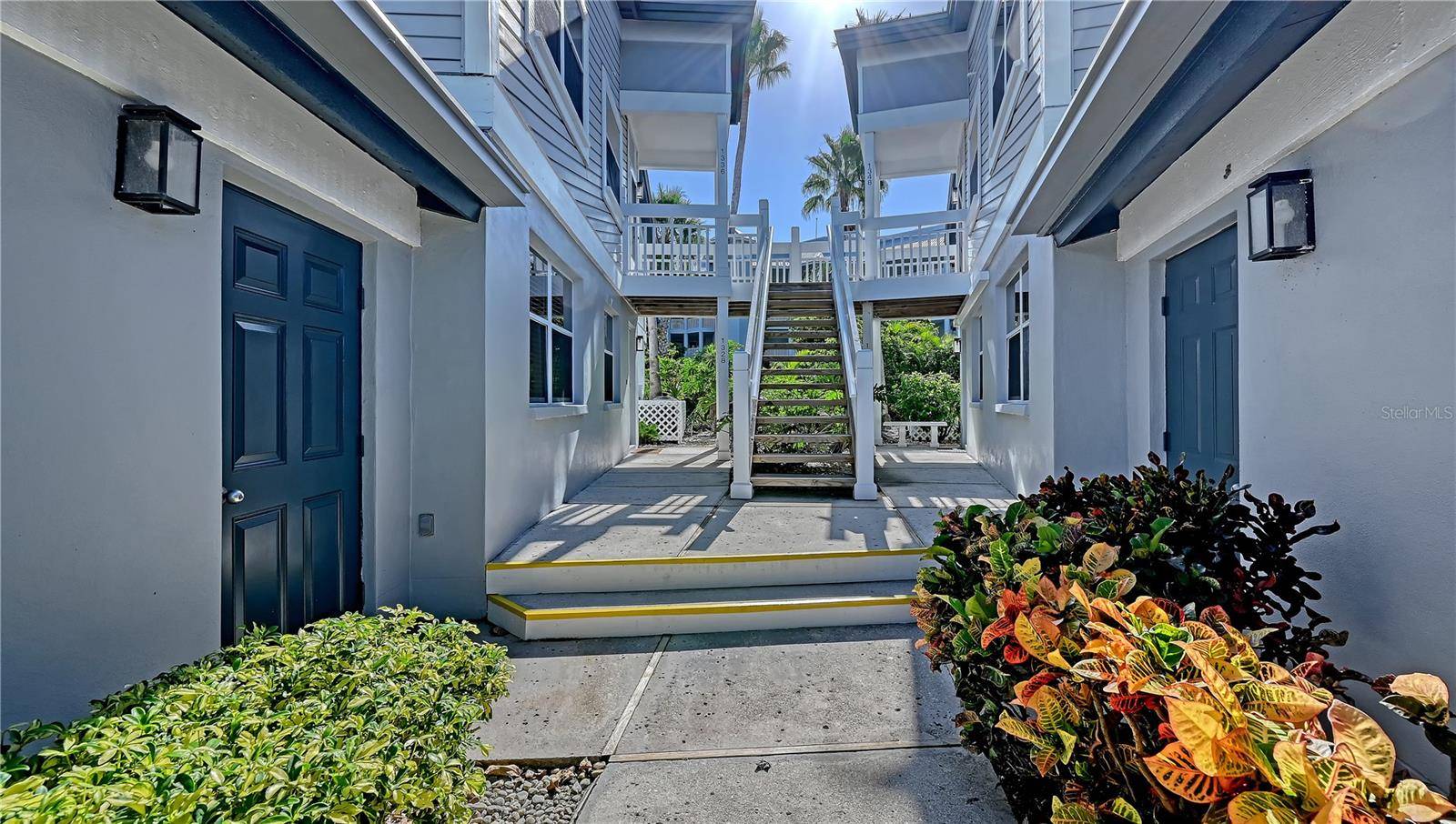 1328 SIESTA BAYSIDE DR #1328C, Sarasota, FL 34242