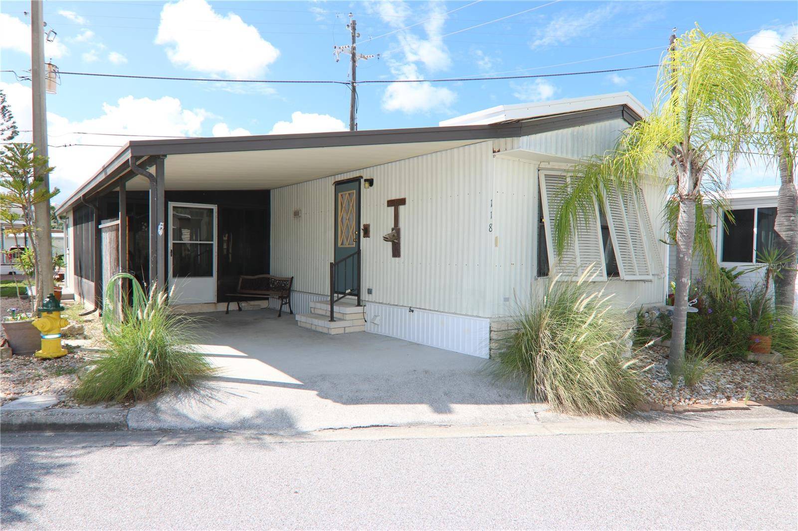 118 N STARBOARD DR, Venice, FL 34285