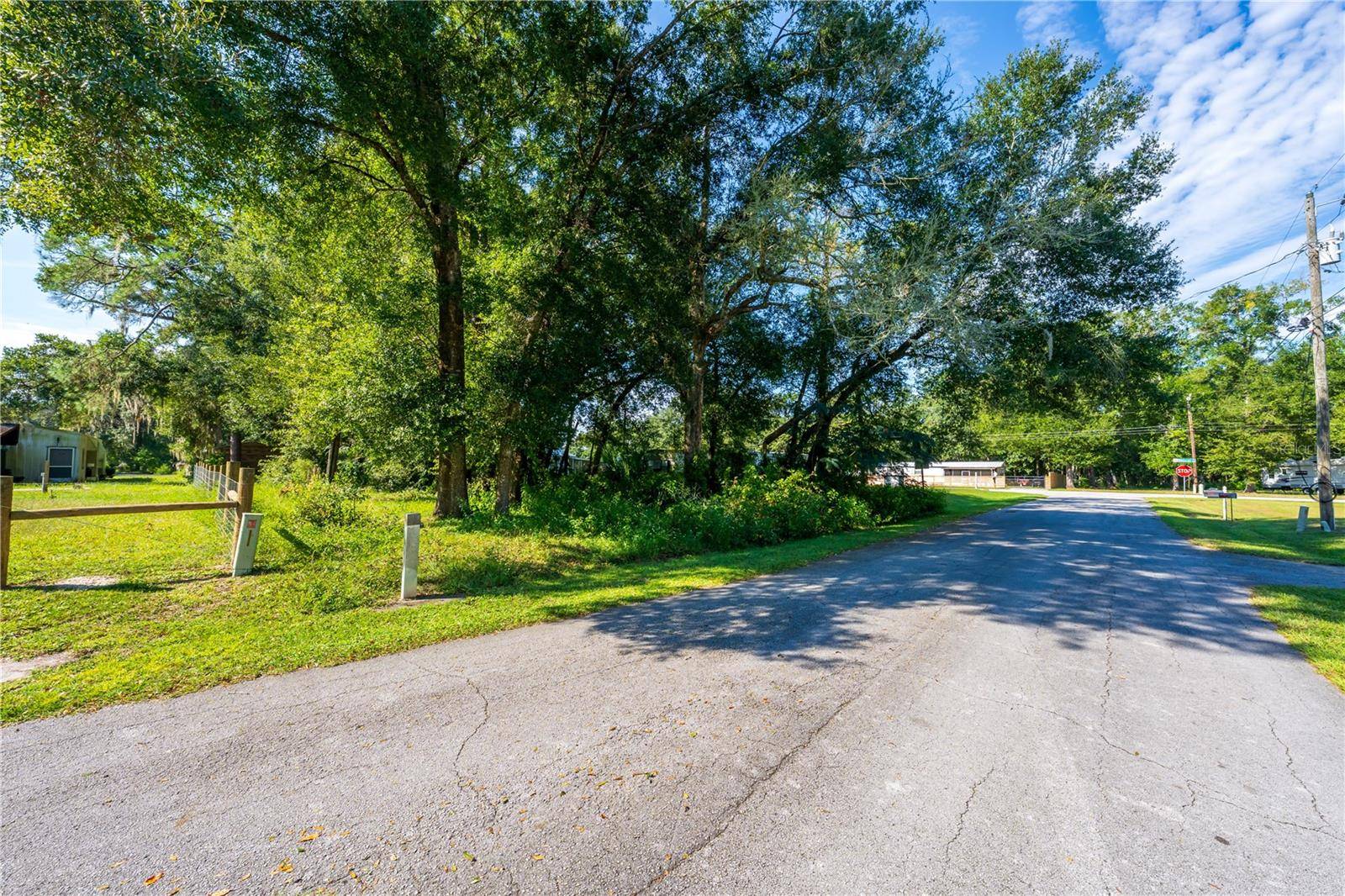 MAGNOLIA RD, Altoona, FL 32702